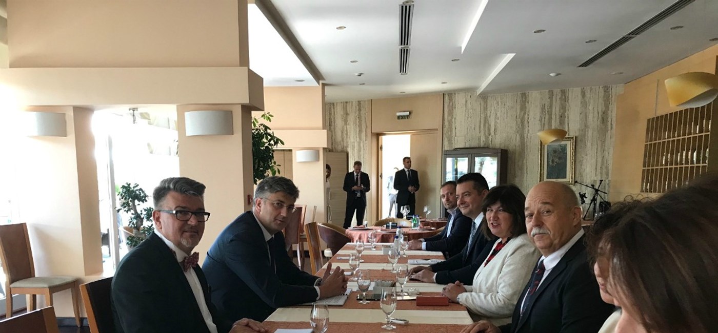 Predsjednik Vlade s predstavnicima Hrvata u Crnoj Gori:  Želimo zajednički štititi manjinska prava